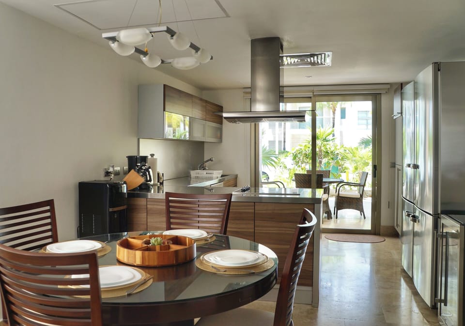 Kitchen/ Cocina