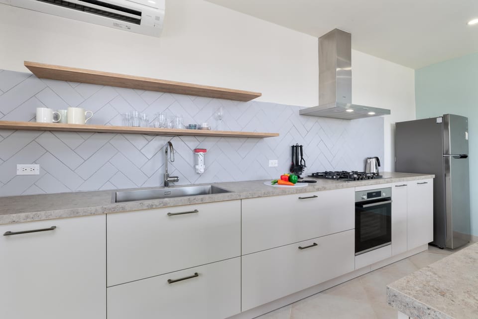 Modern NEW 2BR1BA ~ Nature Escape ~ Great Location (24998)