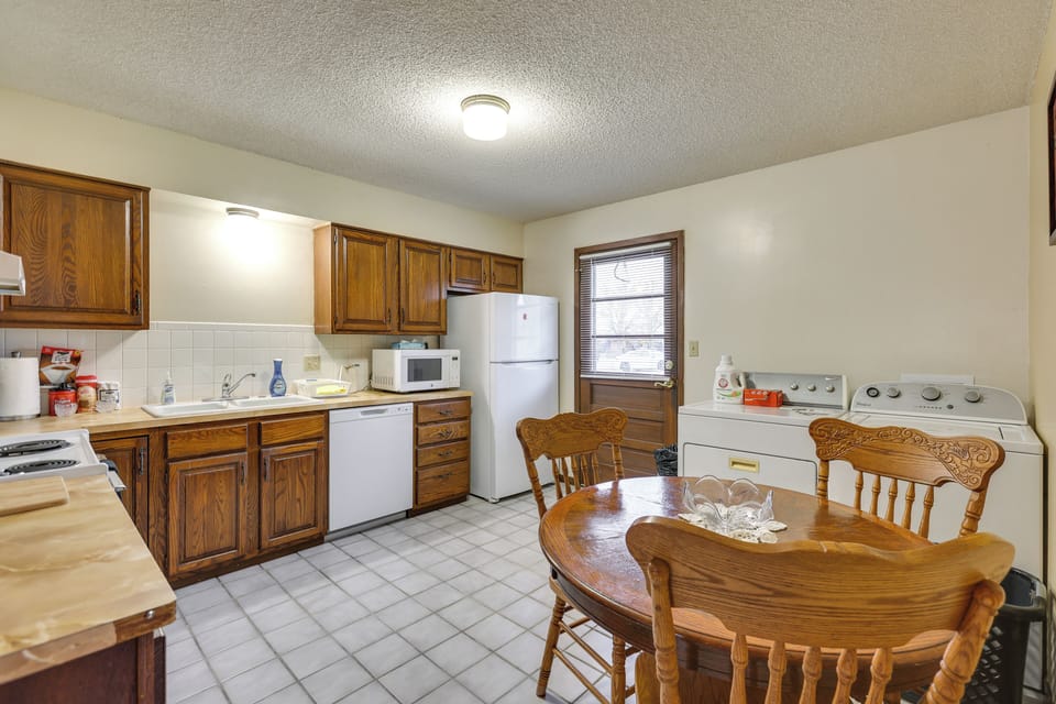 Kitchen | Drip Coffee Maker | Stove/Oven