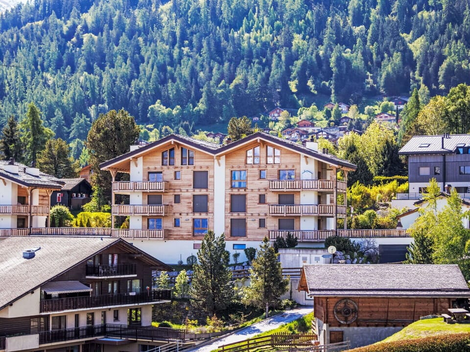 Residential Area, Home, Apartment, Mountain Range, Valley, Slope, Hill Station, Balcony, Alps, Mountain Village