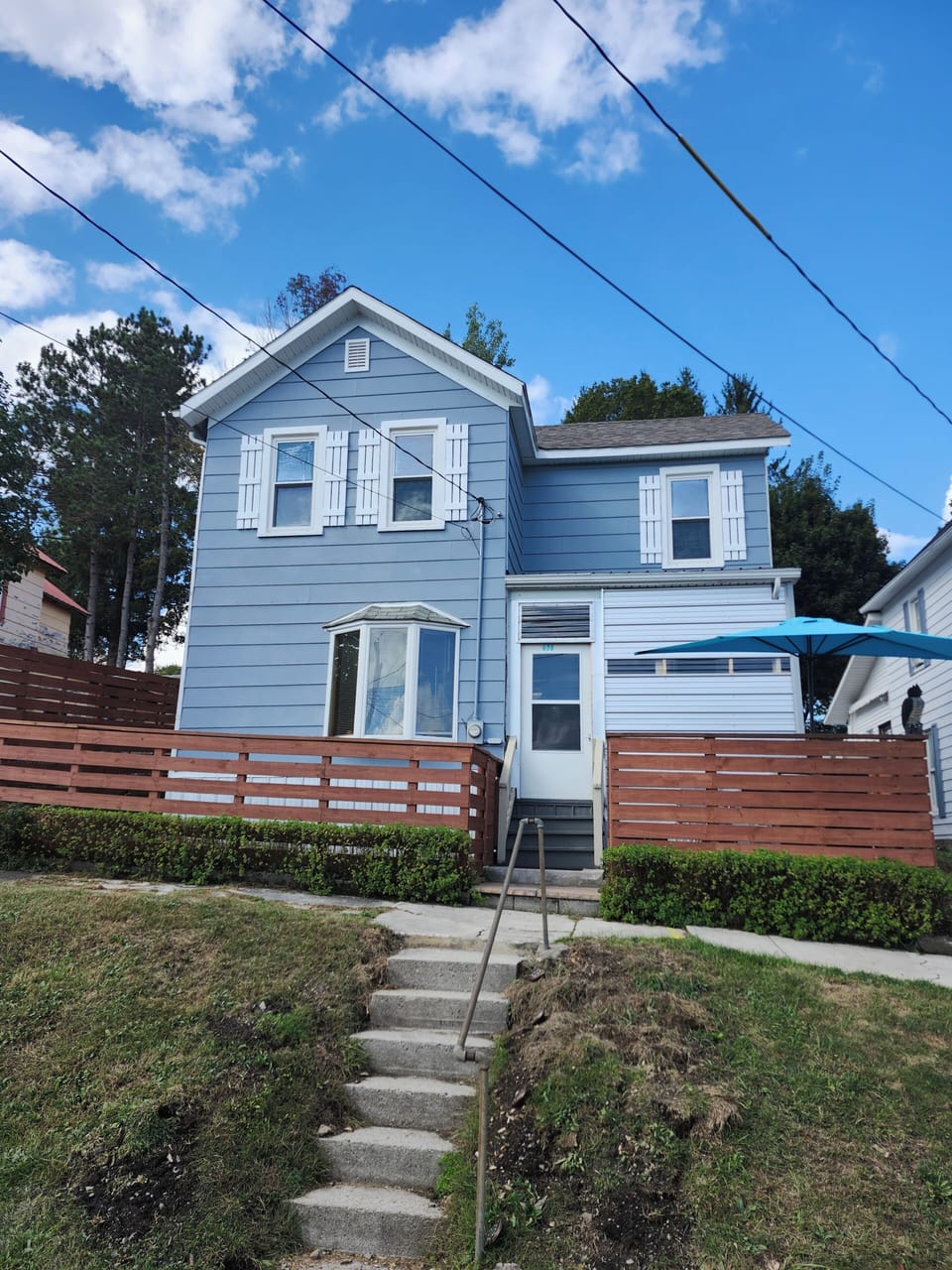 658 Davis (MOUNTAIN VIEW HOUSE)