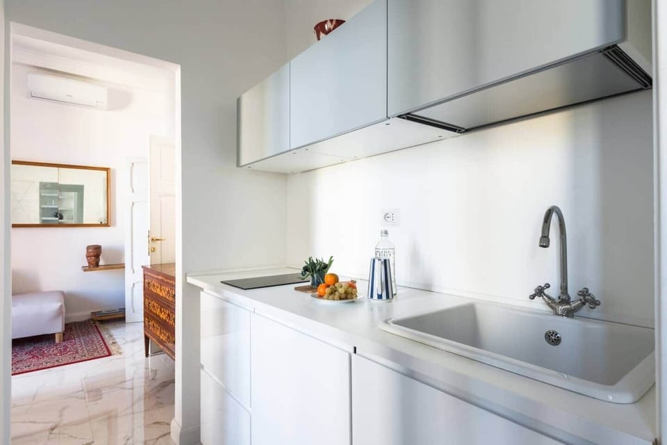 Kitchenette 