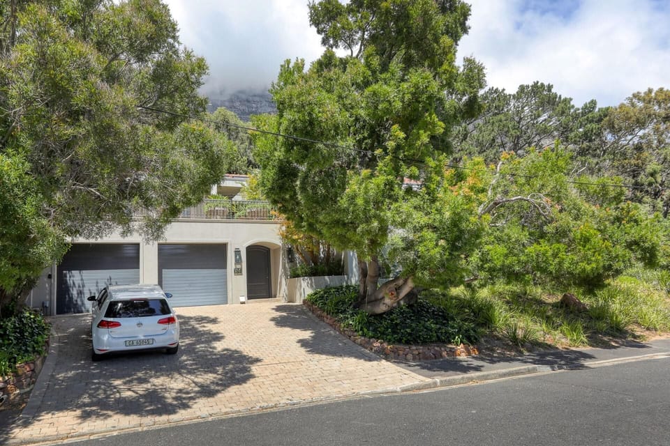 Solar Power French Country Cottage on Table Mountain 27