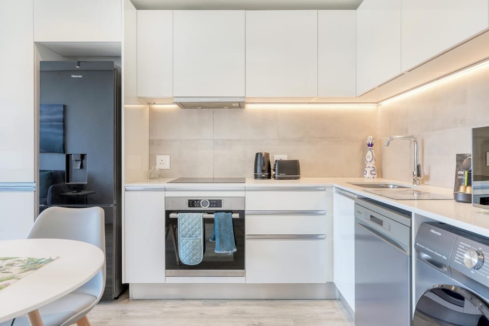 1212 Signal Hill Apartment 9