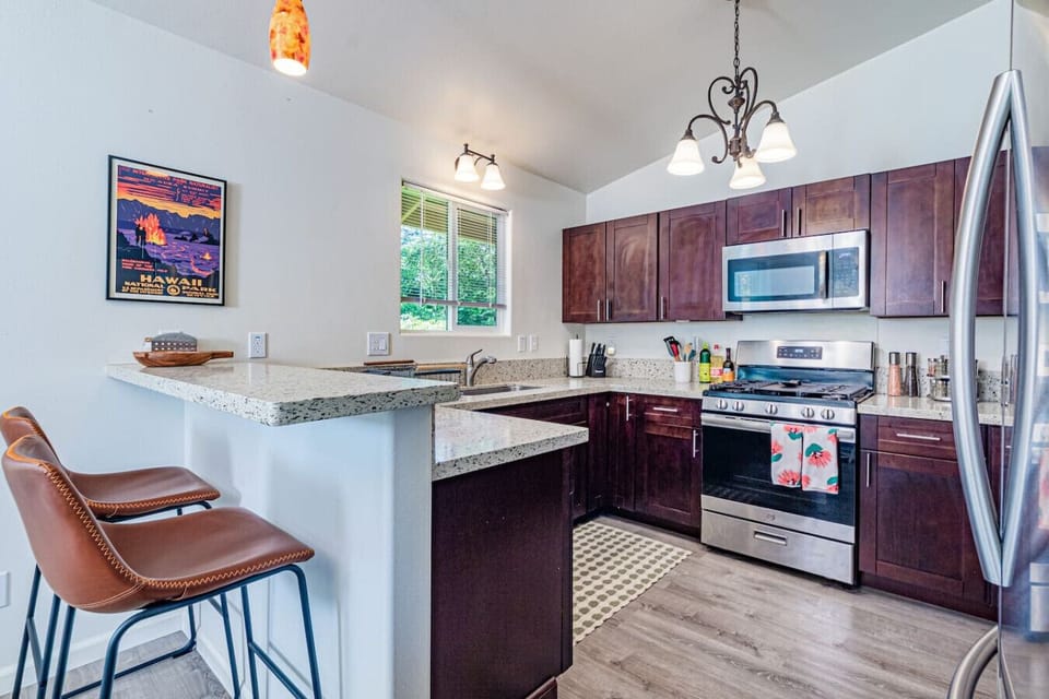 Breakfast bar overlooks the kitchen