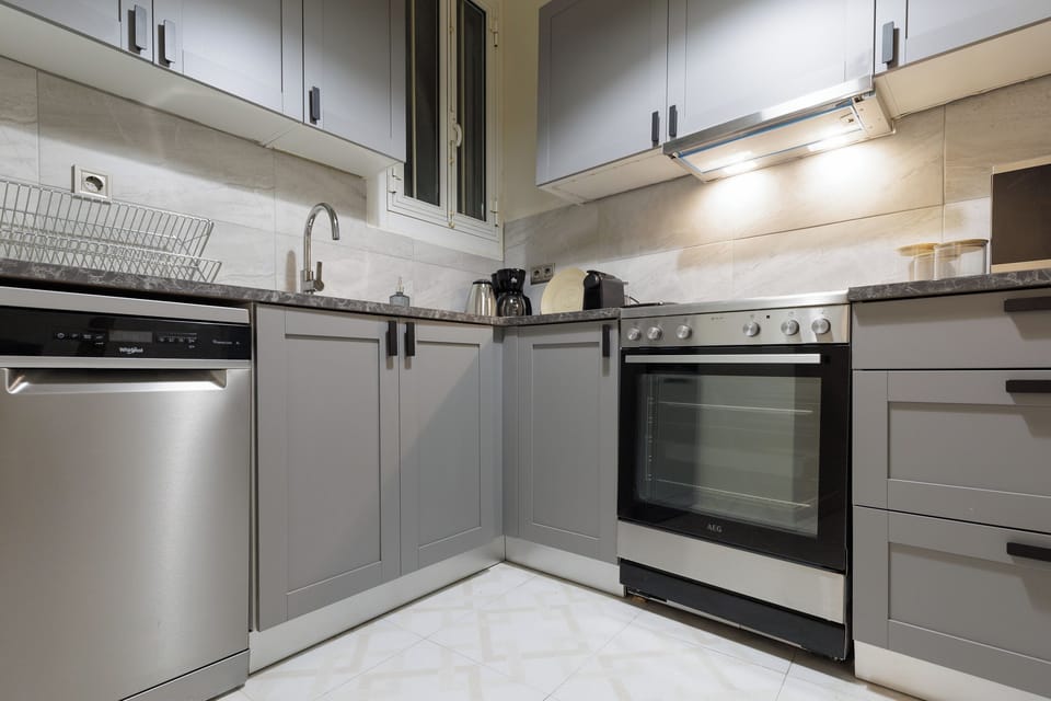 full brand new kitchen