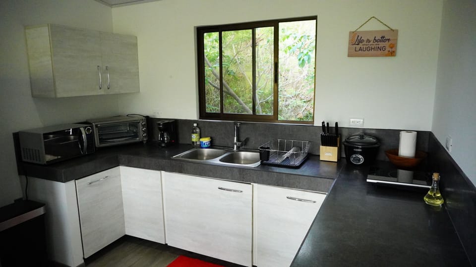 Fully equipped kitchen