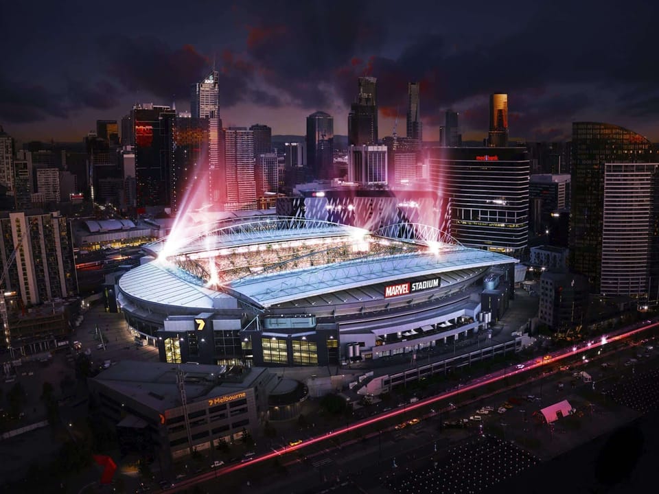 Only a 15 min walk to the Marvel Stadium.