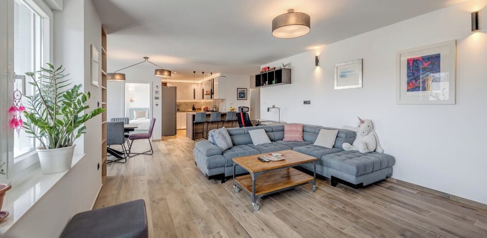 A bright and stylish apartment