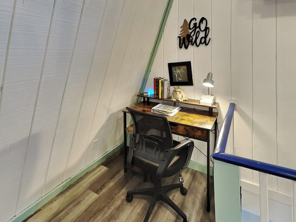 Dedicated Workspace, Second Floor