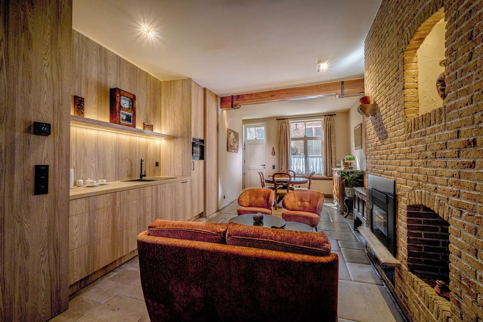 Overview on the living area from the garden