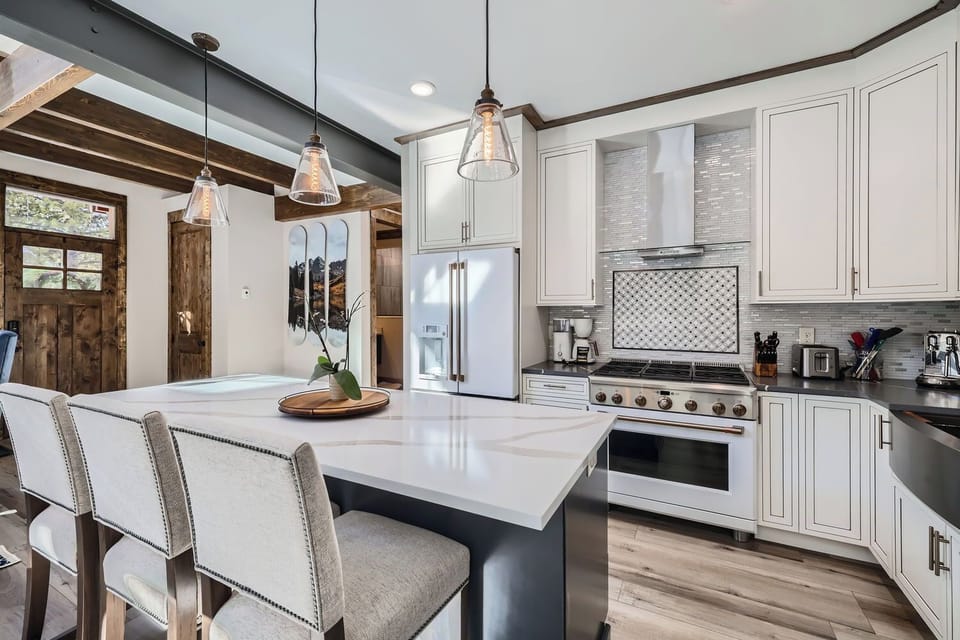 102 Lake Ridge Cir #1890 - Web Quality - 008 - 09 Kitchen
