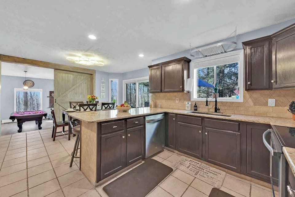Cooking in style! Our new kitchen with a stunning marble countertop is the ultimate dream come true. It's not just a place to whip up meals; it's where creativity meets elegance! 