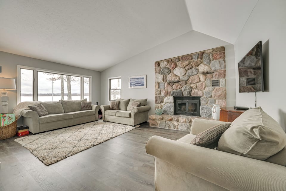 Cadillac Vacation Rental | 3BR | 2BA | Step-Free Access | 1,300 Sq Ft