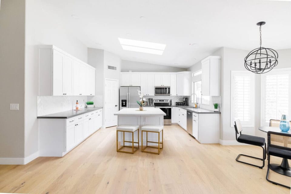 This kitchen is very open and is fully equipped with everything you would need to cook any meal you want!