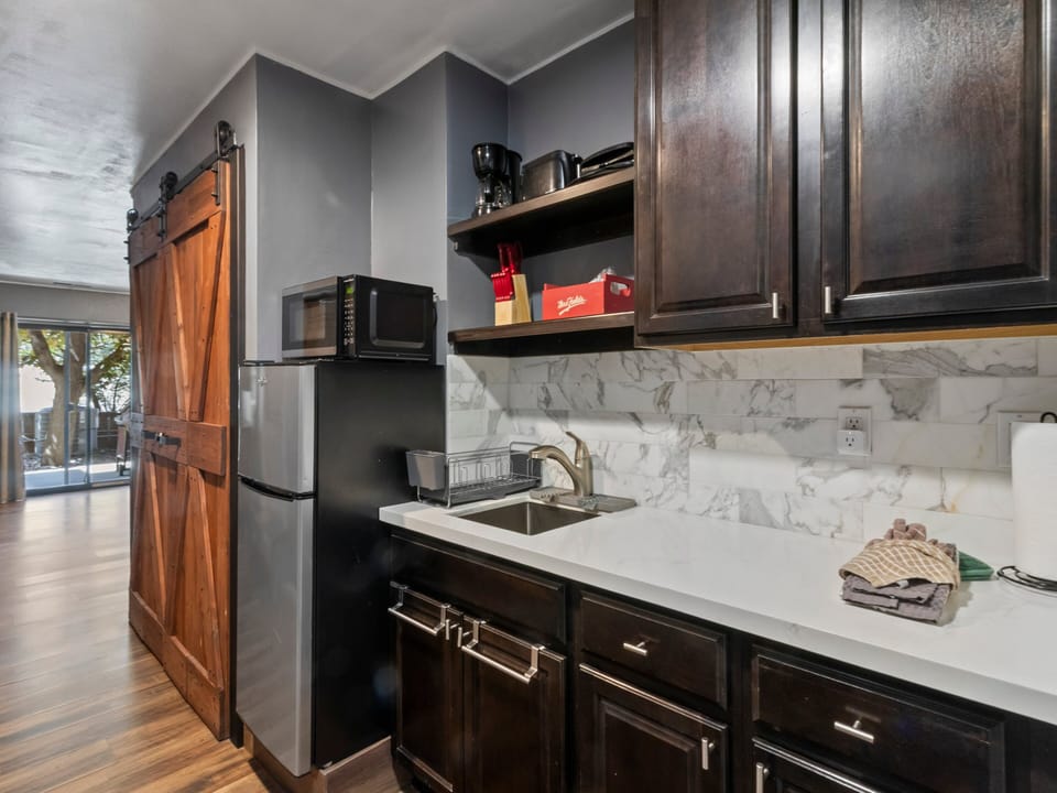 Kitchenette