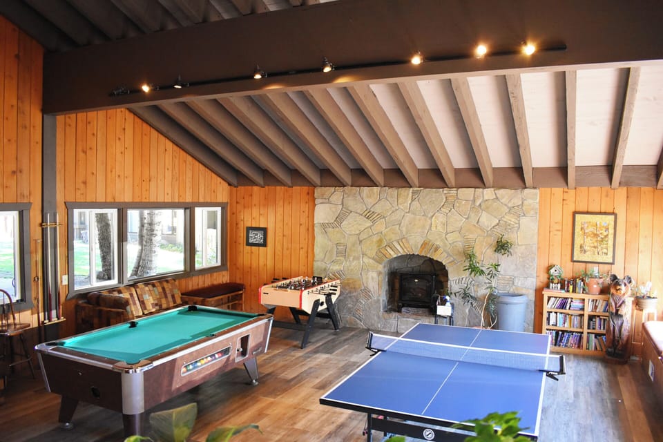 Game room and office