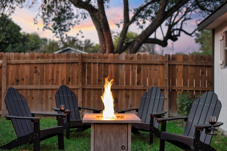 A propane fire-fit is waiting for you to wrap up your evenings. 