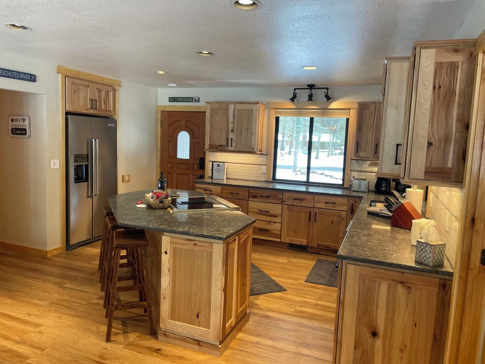 Brand newly remodeled kitchen with all new appliances and cookware