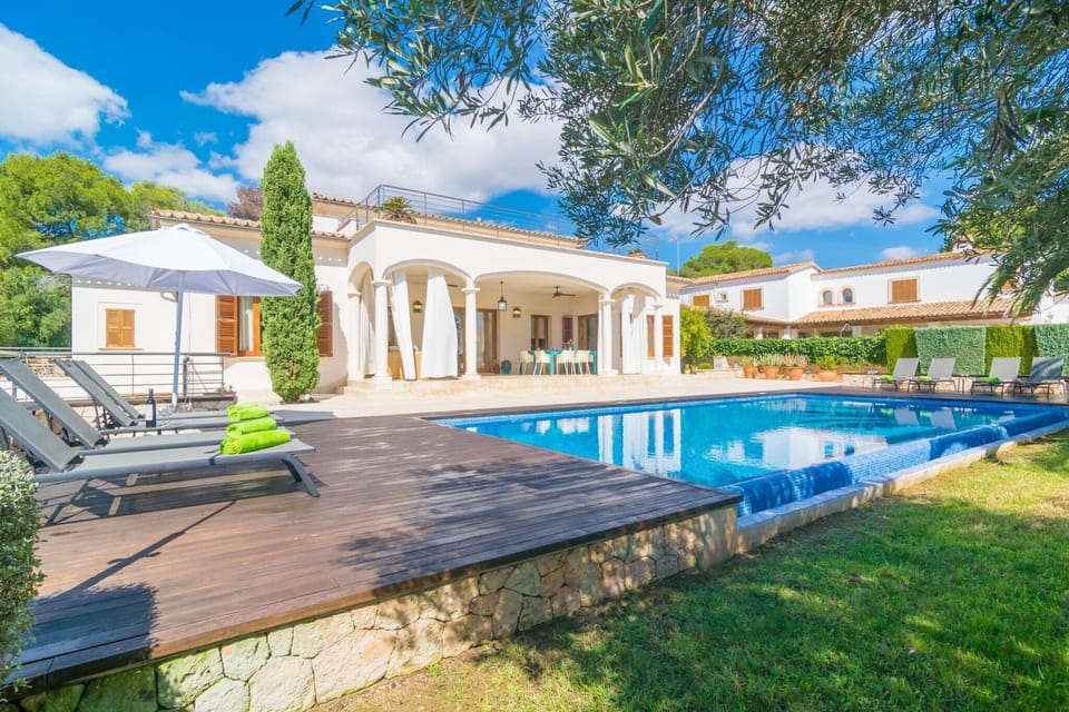 Holiday Home Exterior [summer]