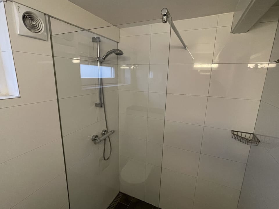 shower - Bungalowpark Simpelveld - Alpha 77