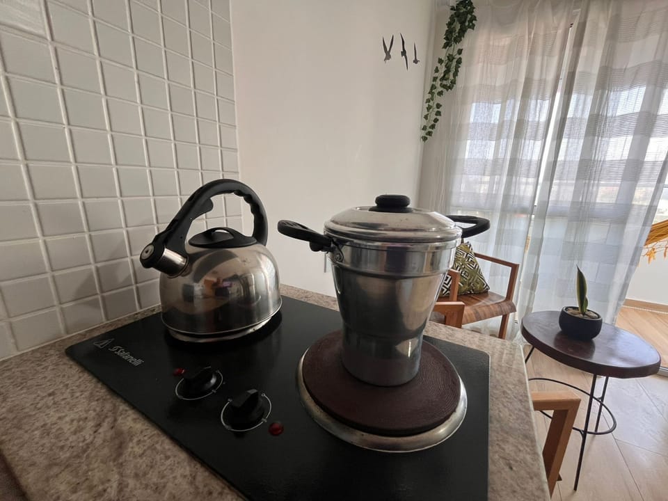 Utensílios e cuscuzeira