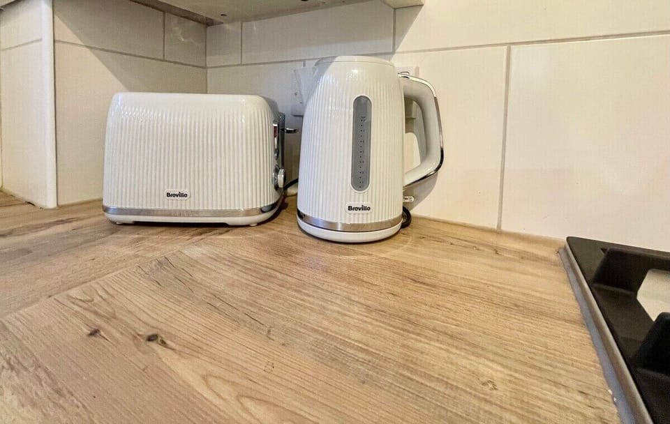 Lovely kitchen with appliances 