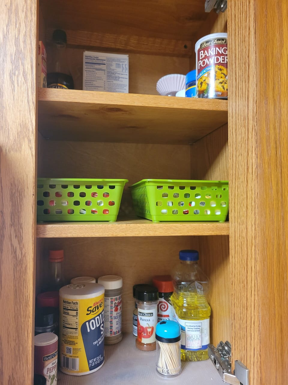 Spices, oils, don't bring your own!
