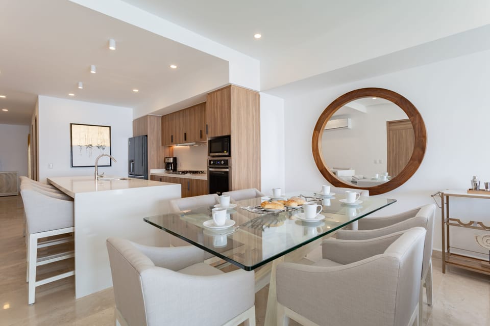 Condo - Image 17