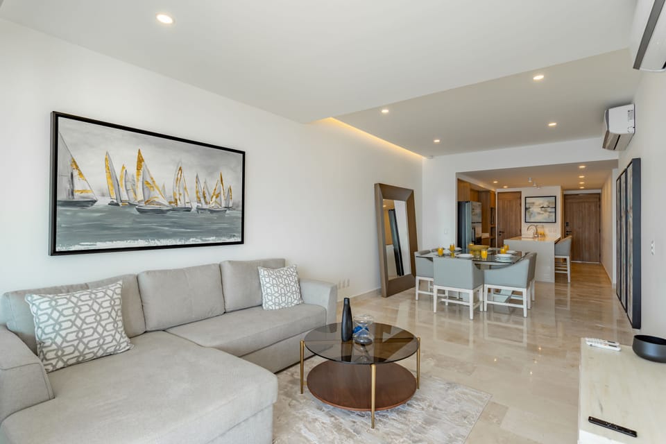Condo - Image 8