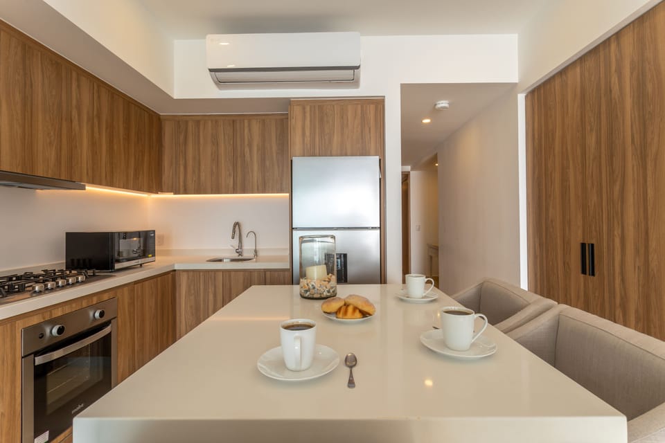 Condo - Image 12