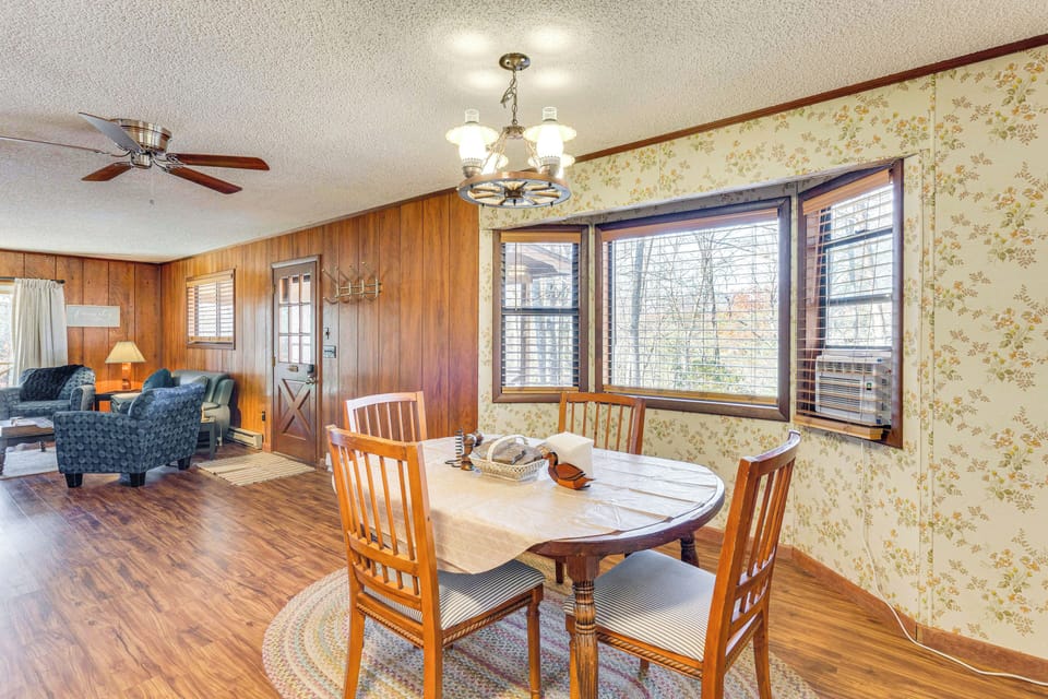 Dining Room | Dishware & Flatware