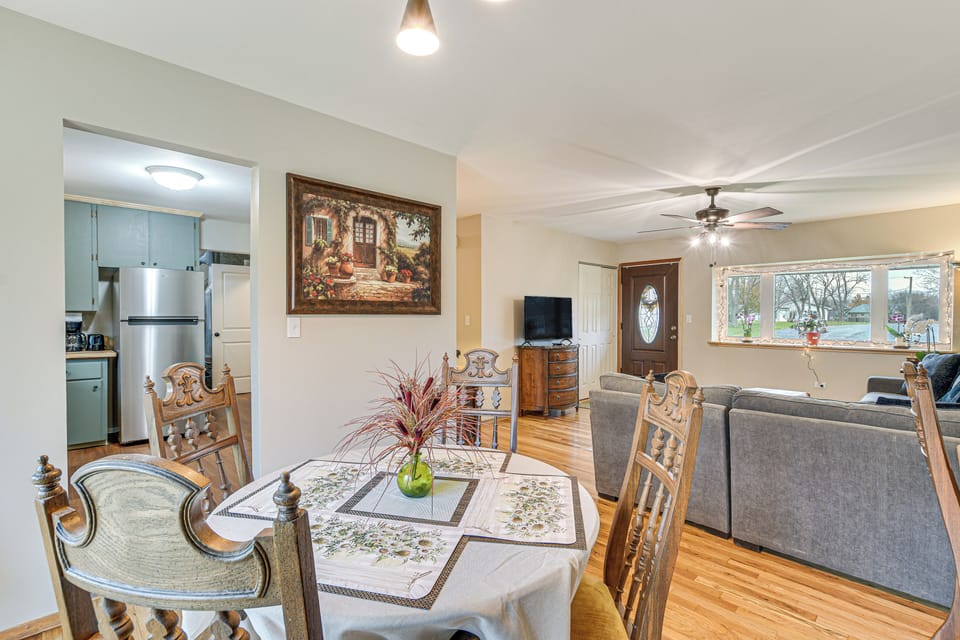 Dining Room | Dining Table