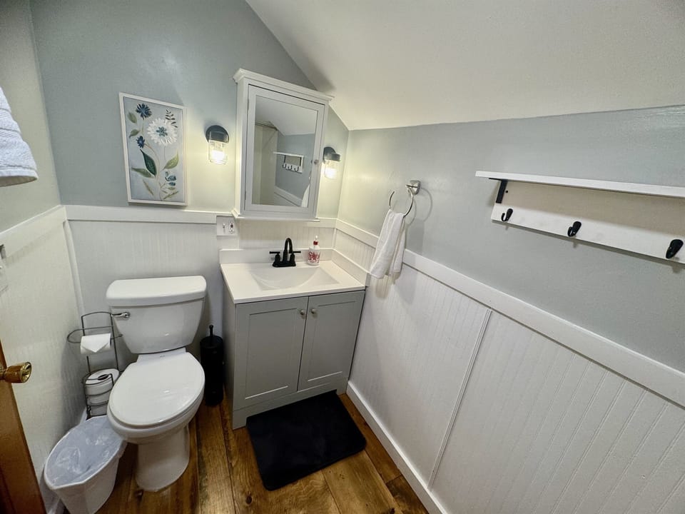 Upstairs bathroom