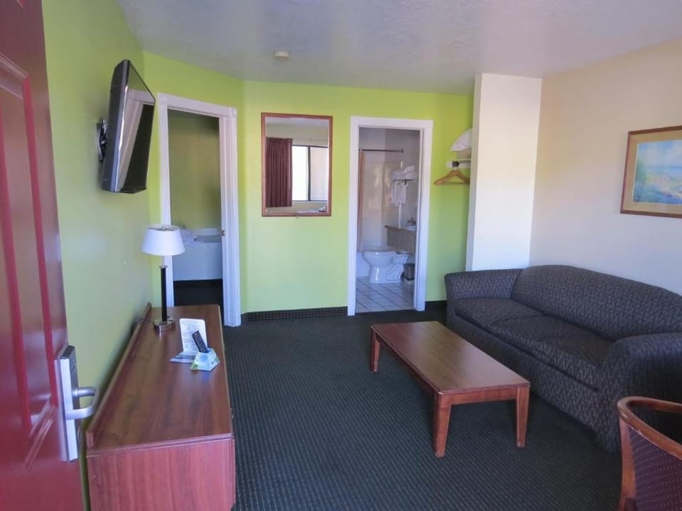 Living area. Exact unit will be assigned upon arrival. Views, colors, and decor may vary.