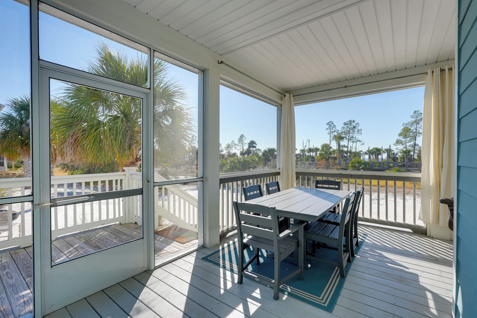 Screened Porch | Outdoor Dining | Beach Gear Provided