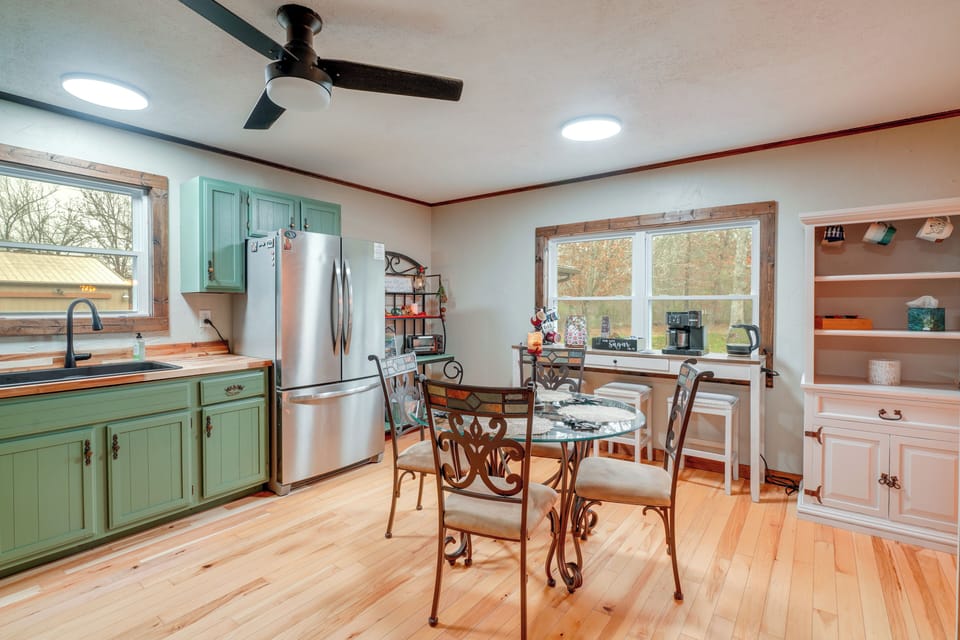 Kitchen | Dining Area | Coffee Bar | Cooking Basics