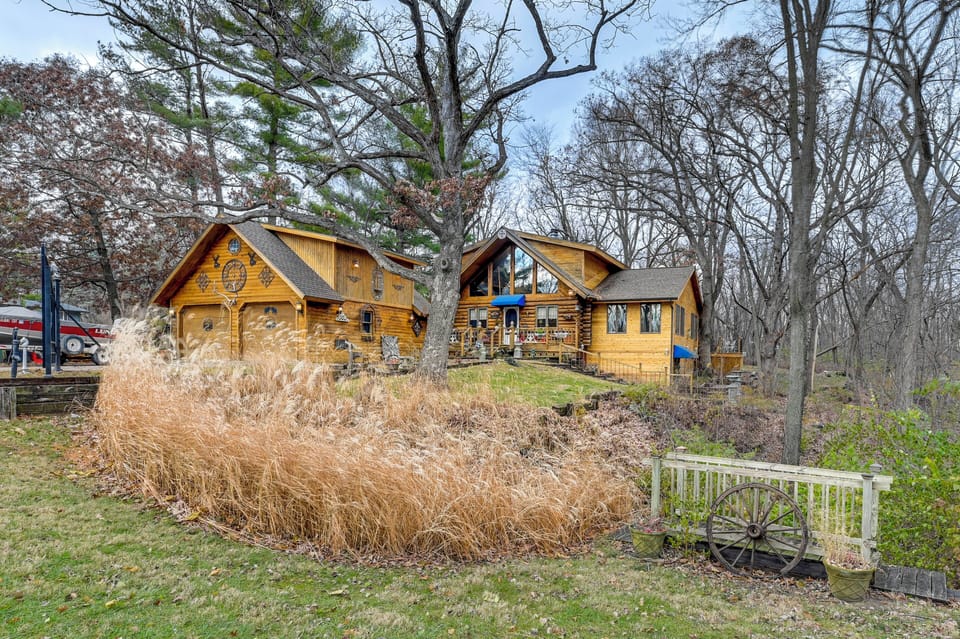 Johnston Vacation Rental | 3BR | 3BA | Steps to Enter | 2,246 Sq Ft