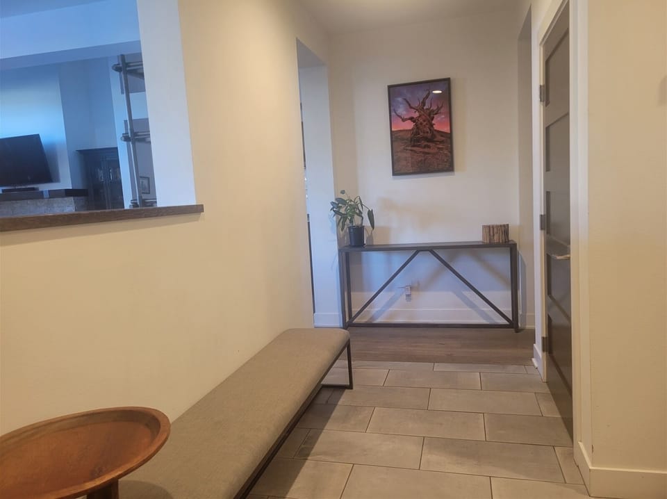 Entry way