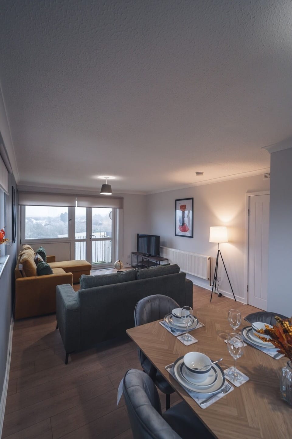 Living Room / Lounge