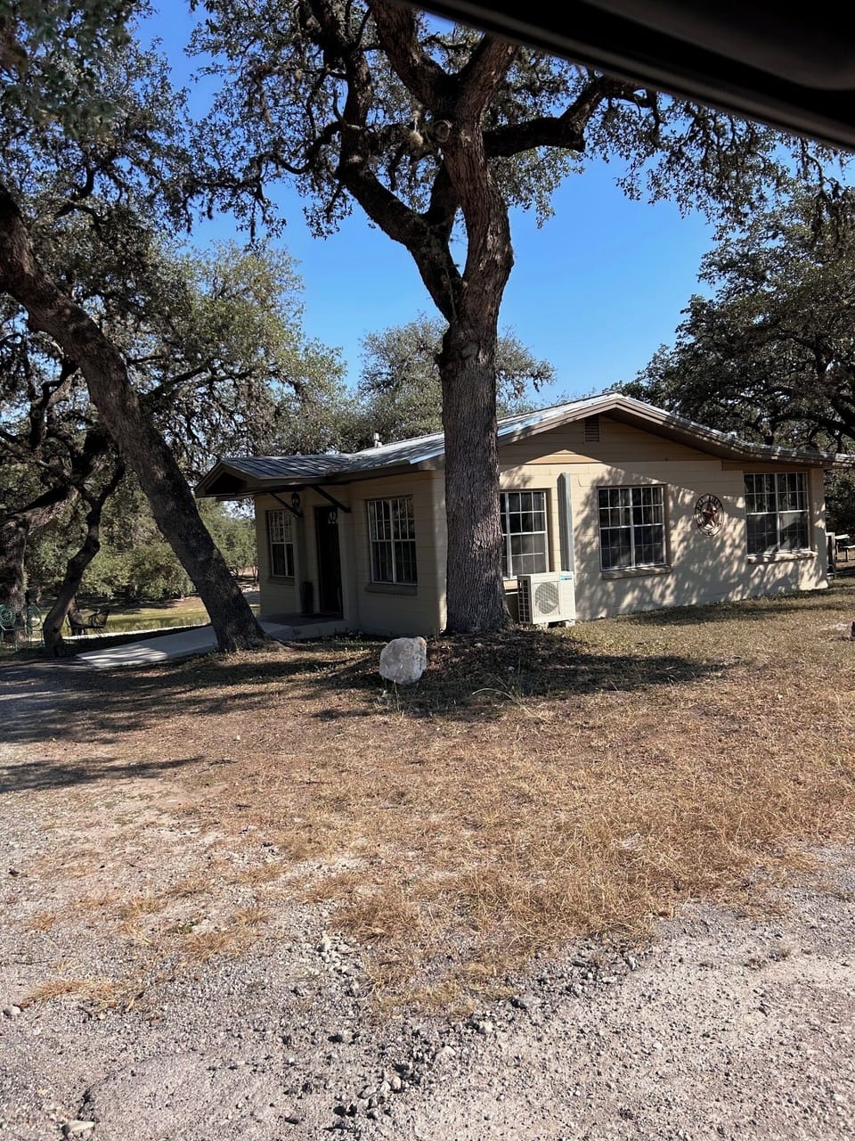 Cabin 4 Exterior