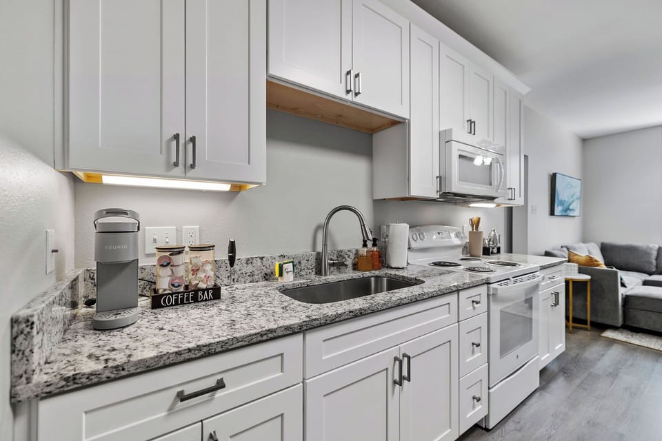 Coffee Bar Kitchen
