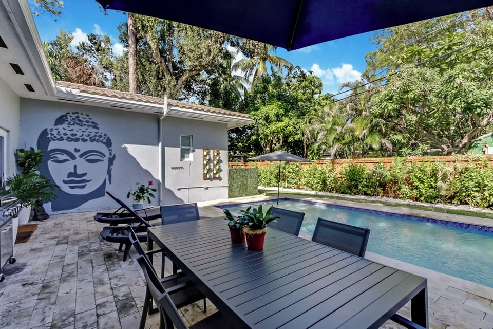 Please note that the pool umbrella on the photo is no longer available.