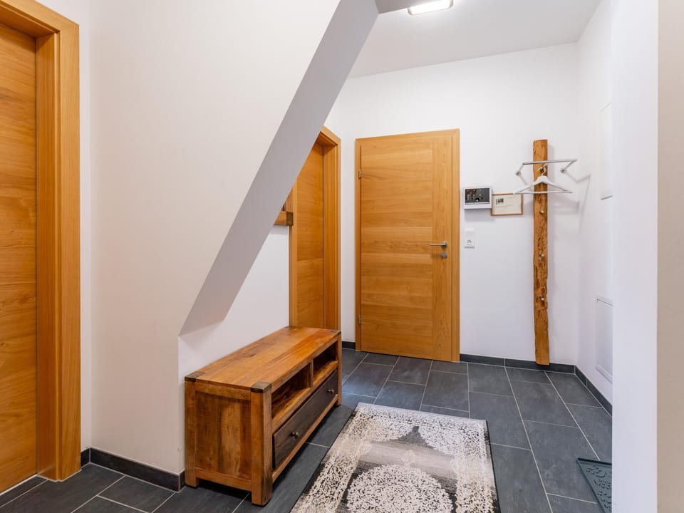 Entrance / Reception