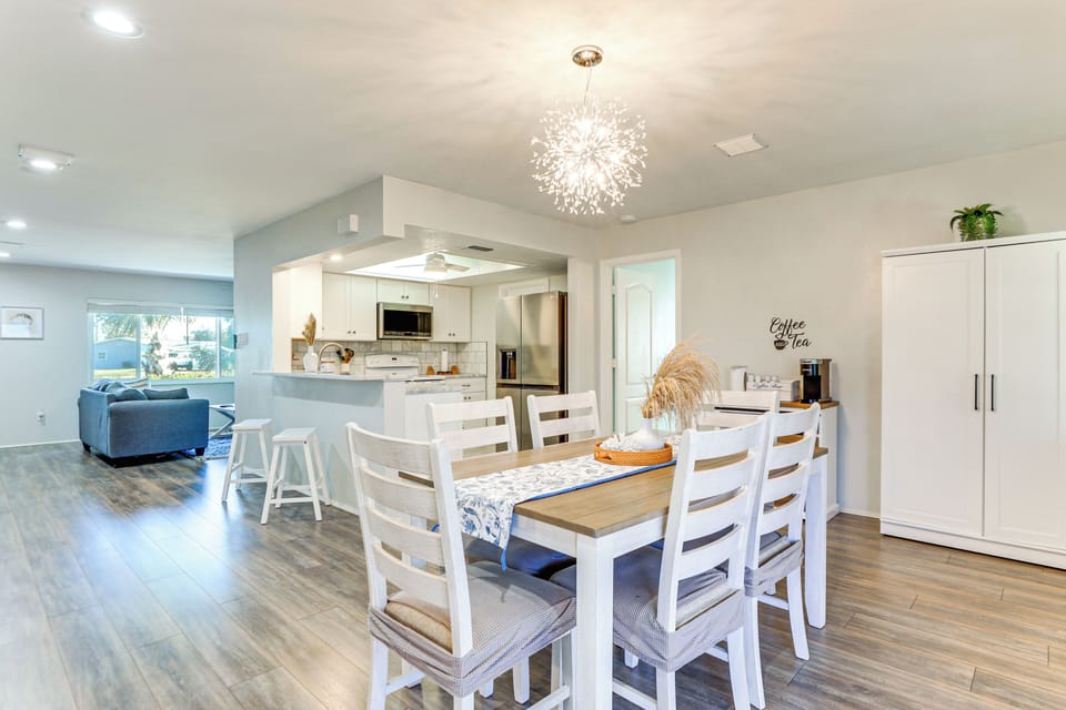 Dining Room | Coffee Bar