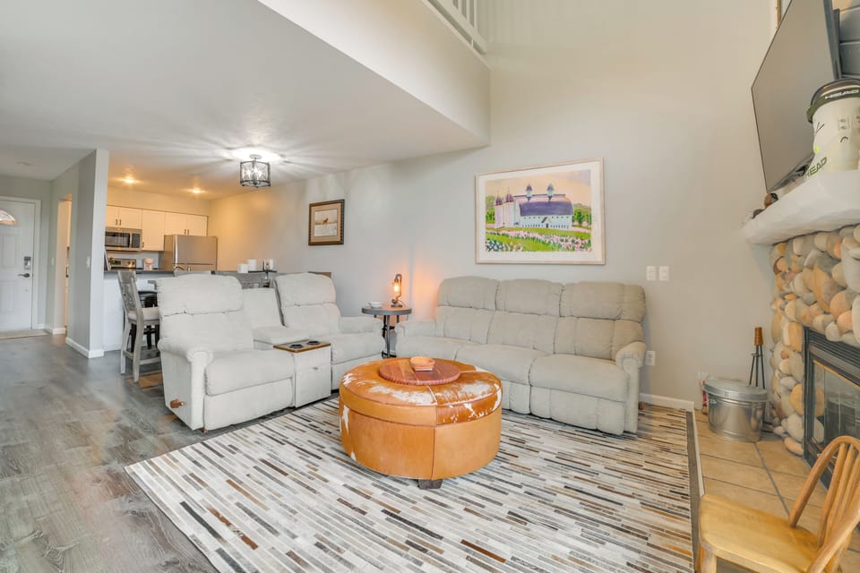 Living Room | 1st Floor | Central A/C & Heating