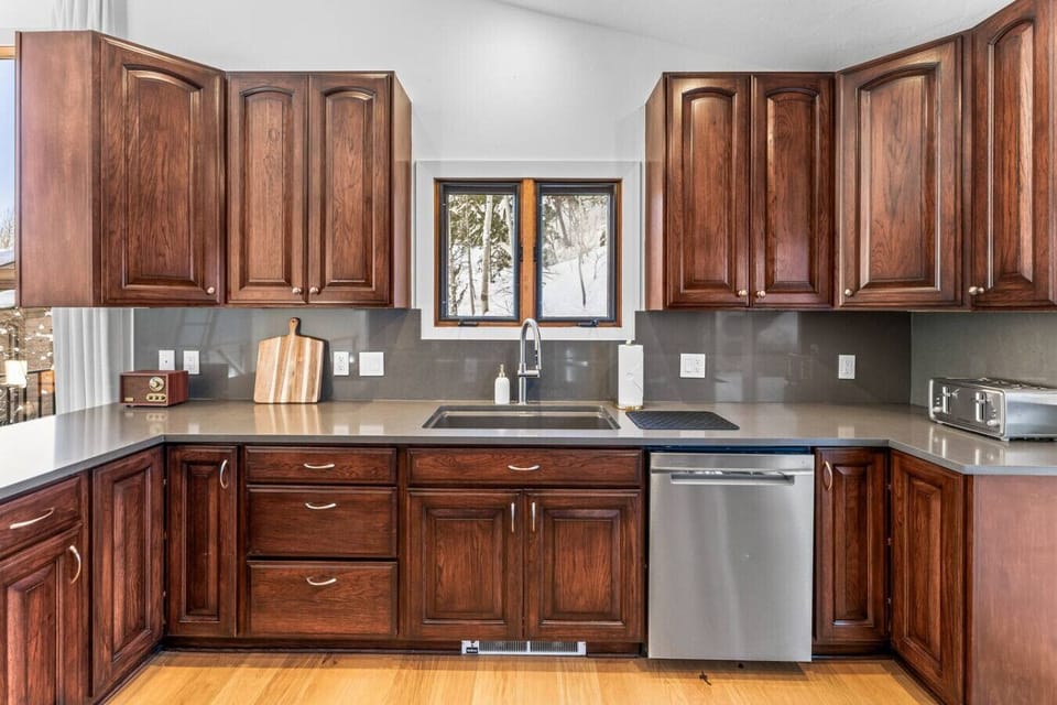 Fully stocked kitchen