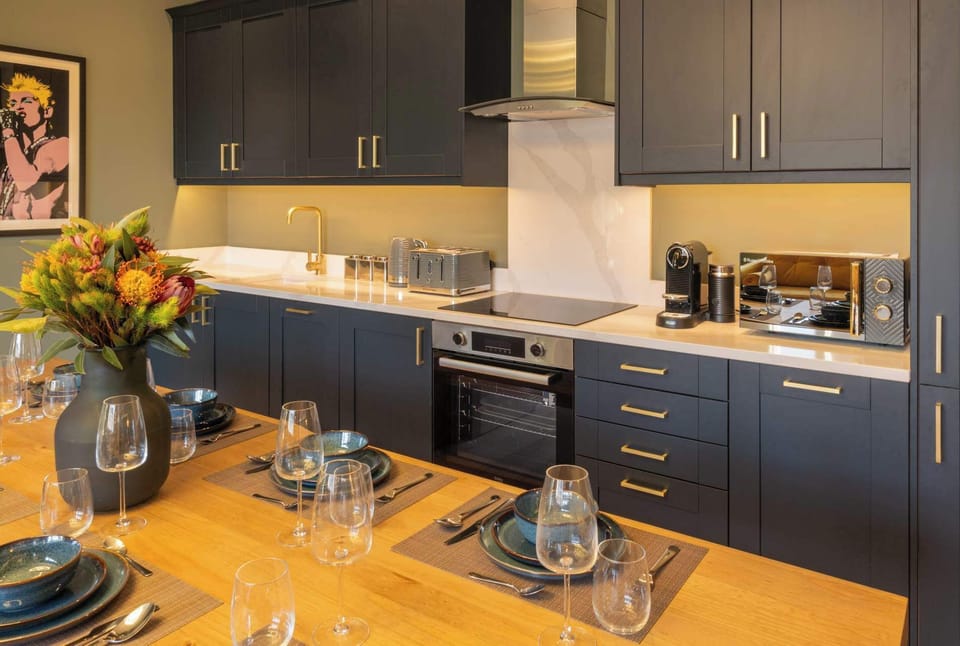 The Georgian Abode at Catharine III, Liverpool - Host & Stay