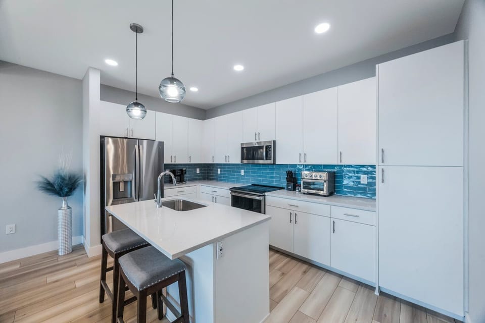 The Harbor 409 Kitchen