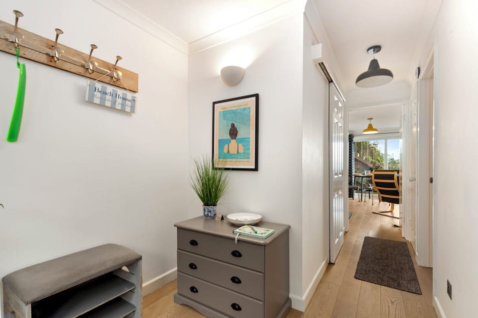 Direct Beach Access, Sea Views